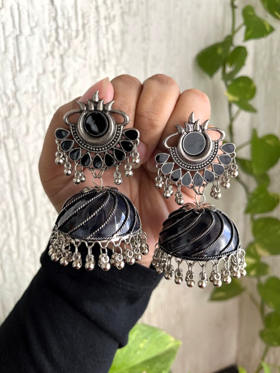 Mamta jhumki black