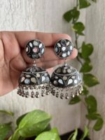 Riya jhumka black